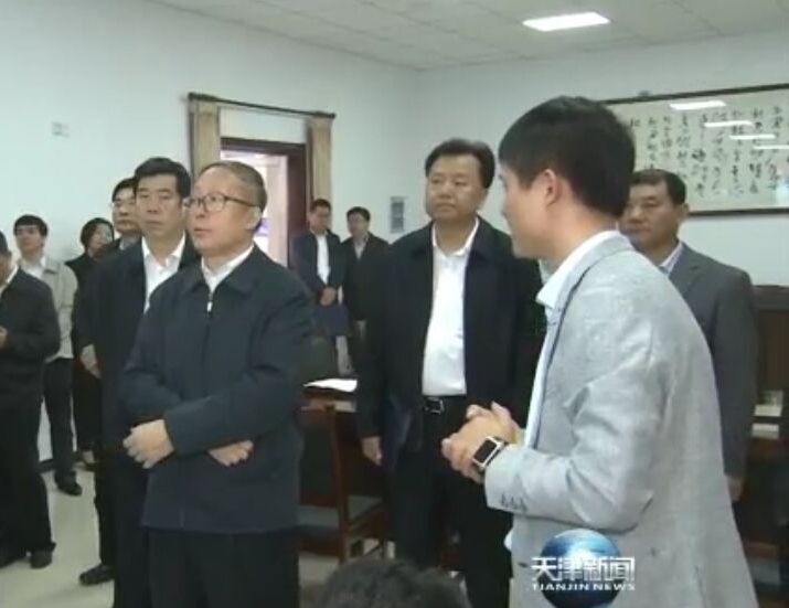 �������ξ�ίԱ���������ί��������